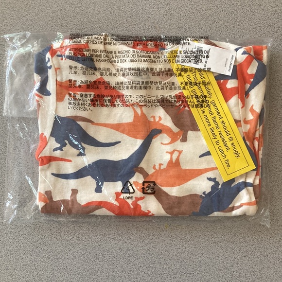 Dino Jammies!🦖🦕 - Picture 3 of 3